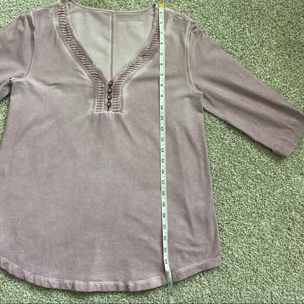 SOFT SURROUNDINGS V Neck Lavender Top - Picture 8 of 9